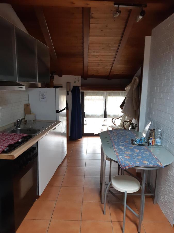 Little 58 Apartamento Luino Exterior foto